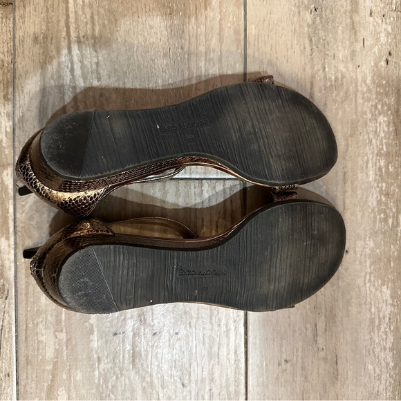Enzo Angiolini Bronze Sandals - Picture 4 of 5